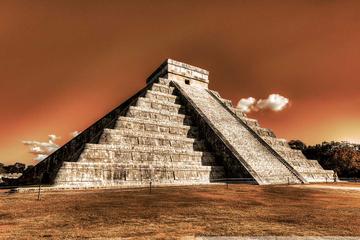 Private Tour: Chichen Itza Photography Tour