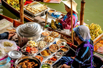 Small Group Bike and Boat Tour of Taling Chan Floating Market