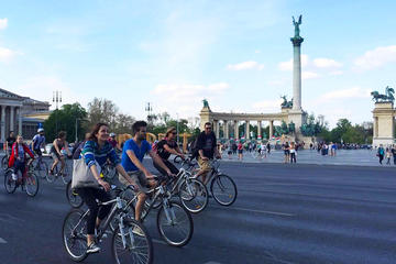 Bicycle Budapest 4-hour Small Group Excursion with a Historian