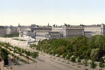 Half-Day Private Ringstrasse Project History Tour in Vienna