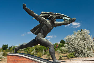 Private Memento Park Walking Tour from Budapest