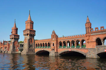 Small-Group Berlin Kreuzberg Half-Day Tour with a Historian