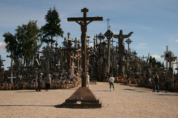 Full-Day The Hill of Crosses Tour from Vilnius