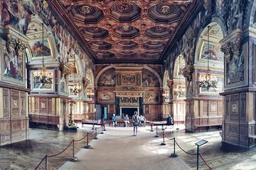 Fontainebleau and Vaux Le Vicomte full day private tour