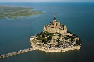Private Guided Day Tour of Mont St-Michel from Paris