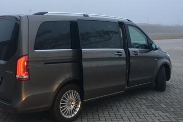 Private transfer Schiphol airport - Maastricht (TEFAF)