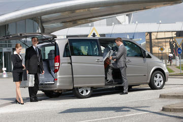 KLIA Perway Transfer with VIP Meet and Greet
