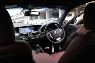 Private Transfer: Kuala Lumpur International Airport to or from Hotel