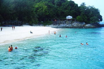 Redang Island Snorkeling Tour from Kuala Terengganu