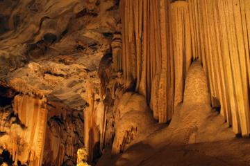 Private Day Tour from Prague to Koneprusy Caves and Mining Museum: Lunch Included