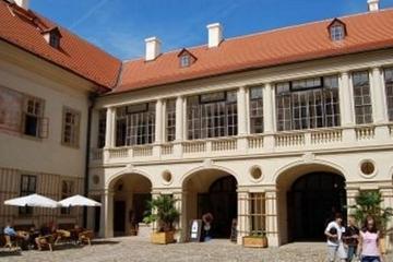 Private Day Trip from Prague: Mnisek Chateau, Pribram Mining Museum, and Zebrak and Tocnik Castles Including Lunch