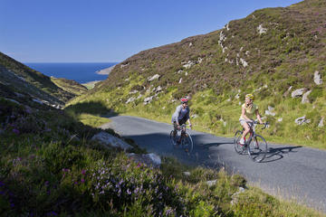Cycling the Wild Atlantic Way - 1-Day Self Guided Tour from Clifden