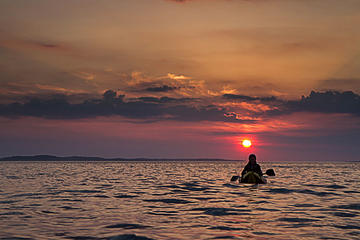 Guided half-day sunset kayaking in Connemara Wild Atlantic Way Galway coastline