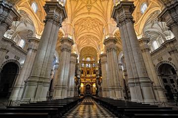 Granada: Royal Chapel and Cathedral Guided Tour