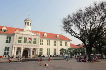 THE OLD BATAVIA TOUR
