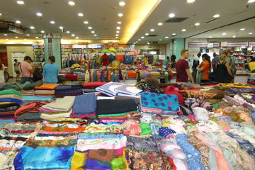 Beijing Private Walking Tour  to the Temple of Heaven Pearl Market with Peking duck dinner or Kongfu show option