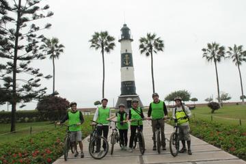 Private Lima Highlights Bike Tour with Miraflores