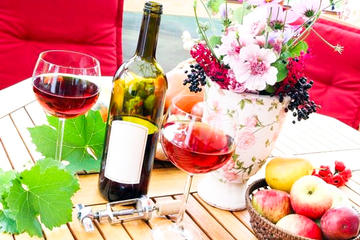 Private Wine Tour in Moscow with History, Architecture and Friendly Local Guide