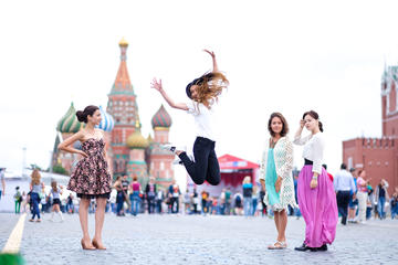 Skip The Line Kremlin and Red Square tour with Historic Downtown and Free Coffee