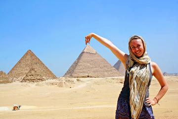 Best of Cairo:The Pyramids to the Egyptian Museum and Bazzar