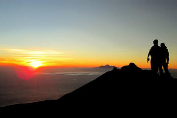 Batur Sunrise Trekking and Waterfall Tour