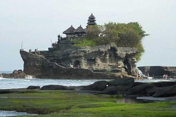 Private Chartered Car to Tanah Lot and Uluwatu