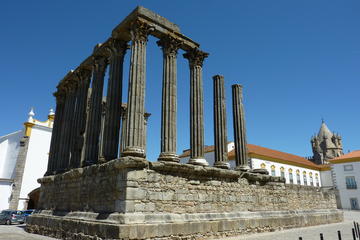 Private Évora Tour from Lisbon