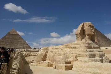 Tour of Cairo from Luxor by Train with First Class Seat