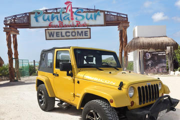 Jeep Tour in Cozumel with Snorkeling, Tequila Museum, Beach Club Lunch
