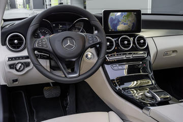 Full-Day Cape Town Private Transfers and Chauffeur Services