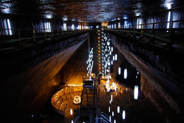Day-trip to Turda Salt Mine and Alba Carolina Fortress from Cluj-Napoca