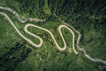 Road trip on Transfagarasan including Curtea de Arges and Poenari Citadel