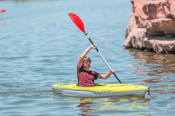 1 or 2 Hour Kayak Rental at Lake Las Vegas
