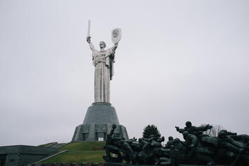 WWII Museum and The Motherland Monument 3-Hour Tour from Kiev