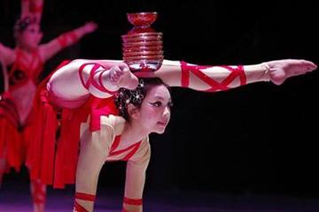 Beijing Night Acrobatic Show
