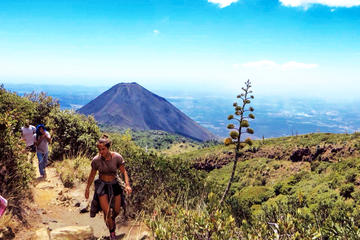 Hike to Santa Ana (Ilamatepec) Volcano