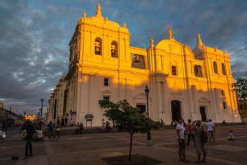 León City tour and Mud pools of San Jacinto