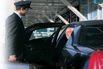 Shuttle Transfer Arrivals: Madrid Airport to City Center