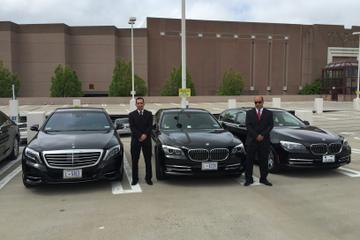 Private Airport Transfer From Ronald Reagan Washington National Airport by Luxury Sedan