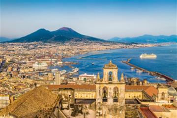 Naples Semi private Welcome walking tour
