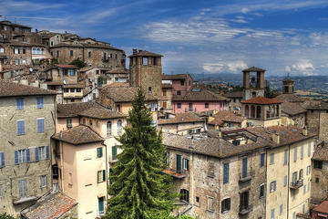 Small-Group Tour: Chocolate Factory, Perugia and Spoleto