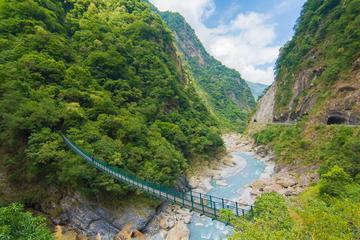 Full-Day Taroko Gorge Hike: Zhuiliu Old Trail from Hualien City