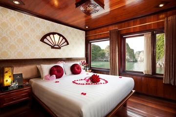 Overnight Halong Bay Cruise