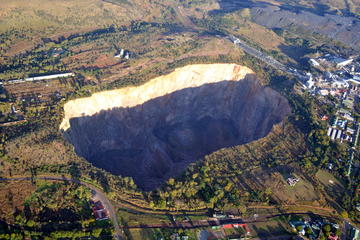 Half-Day Cullinan Diamond Mine Tour from Johannesburg or Pretoria