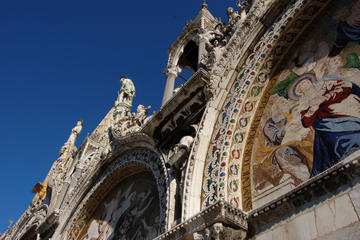 Skip-The-Line: St Mark's Cathedral Tour with Entrance to the Baptistery and Zen Chapel