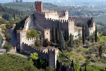 Soave Castle Visit and Wine Tasting from Verona