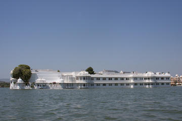 Full-Day Private City Tour of Udaipur