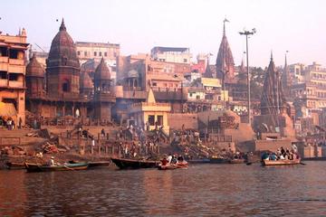 Full-Day Private Varanasi and Sarnath Tour including Ganges Boat Cruise