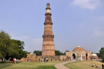 Private 3-Day Tour to Taj Mahal Agra from New Delhi Including Fatehpur Sikri