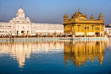 Private Full-Day City Tour of Amritsar visit Golden Temple and Wagah Border